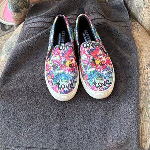 Ladies Slip on Skechers